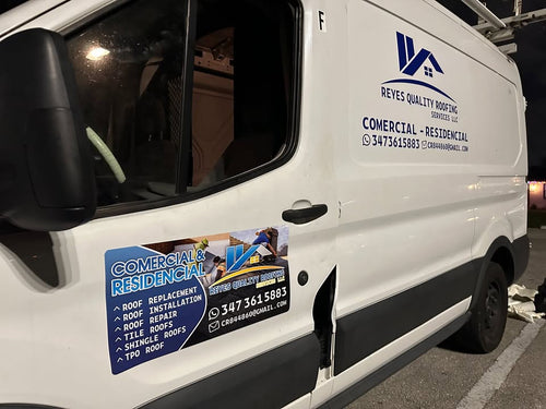 pair of car magnets (2 units)